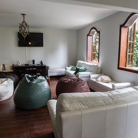 Pousada 45 Hostel 벨루오리존치 외부 사진